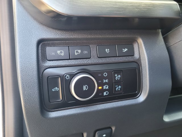 Certified 2024 Ford F250 Lariat w/ Lariat Ultimate Package AWD/4WD image 17