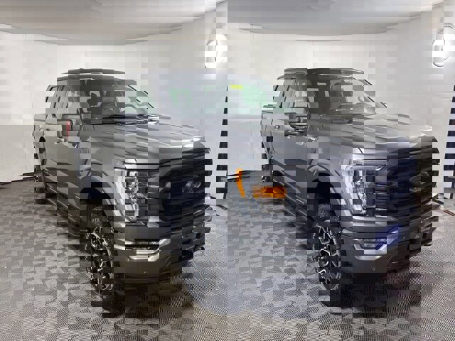 Certified 2021 Ford F150 XLT w/ Equipment Group 302A High image 5