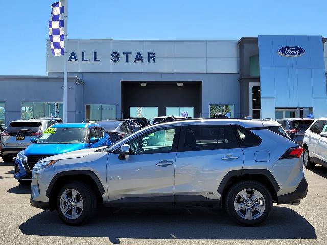Used 2024 Toyota RAV4 LE AWD/4WD image 7