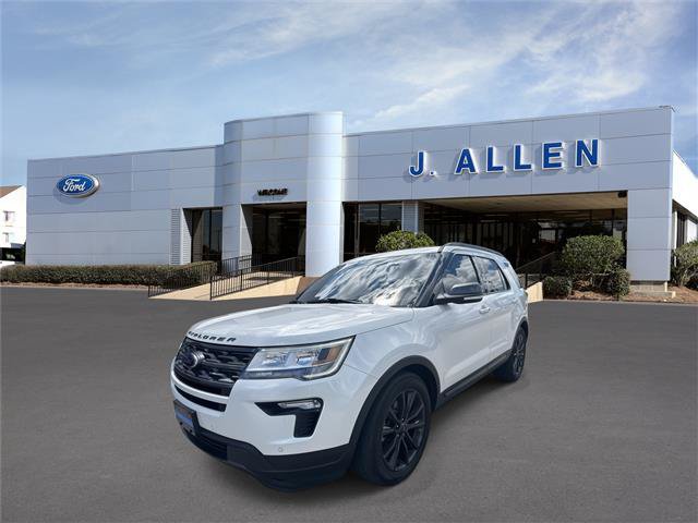 Certified 2018 Ford Explorer XLT w/ Equipment Group 202A
