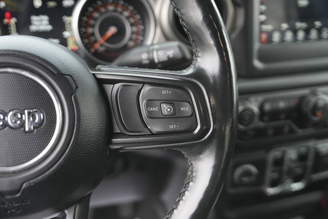 Used 2021 Jeep Gladiator Willys image 24