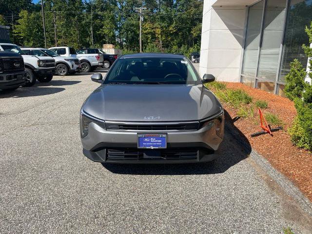 Used 2025 Kia K4 FWD image 2