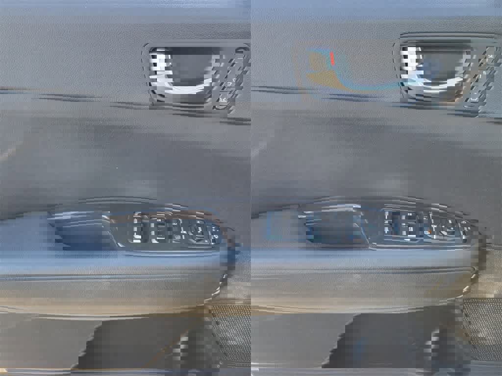 Used 2018 Kia Optima EX image 19