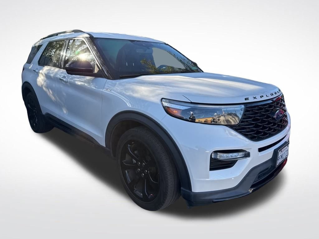 Certified 2023 Ford Explorer ST-Line w/ Class IV Trailer Tow Package image 2