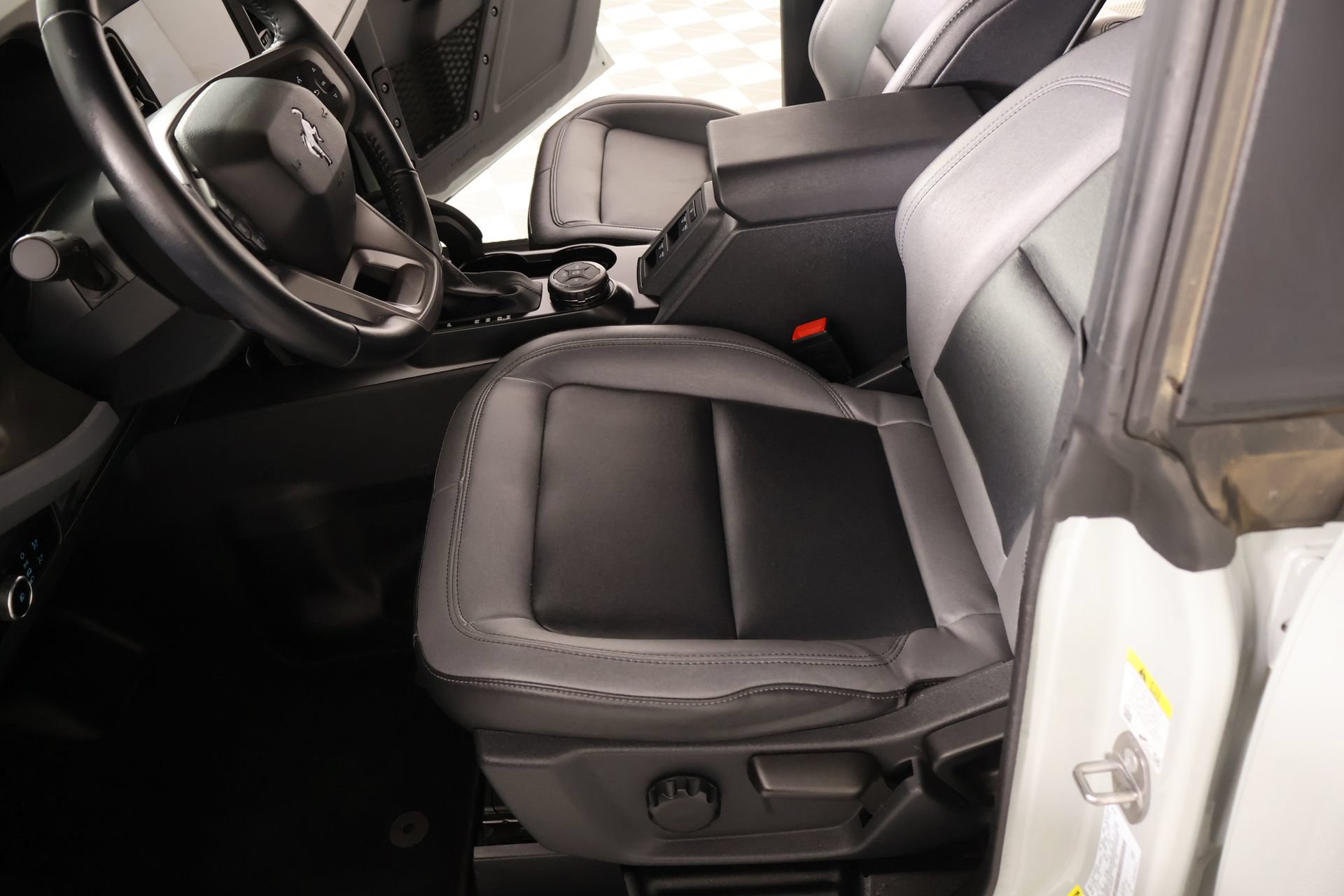 Certified 2024 Ford Bronco Big Bend AWD/4WD image 10
