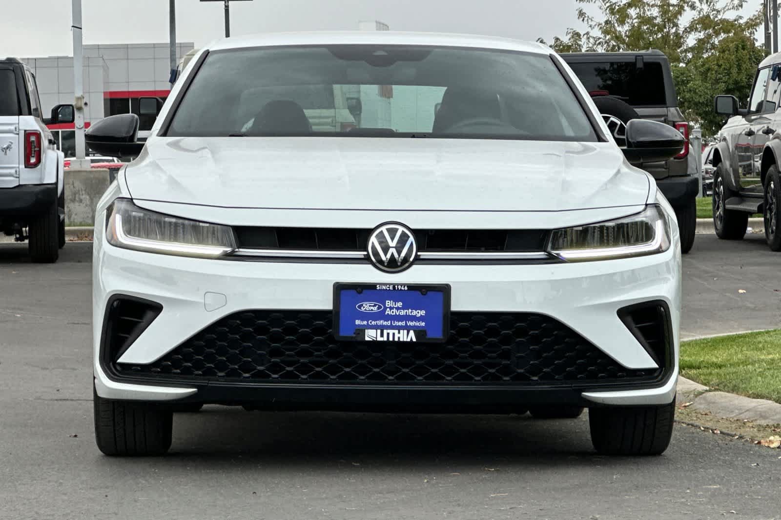 Used 2025 Volkswagen Jetta Sport FWD image 10