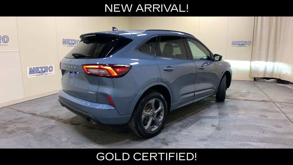 Certified 2024 Ford Escape ST-Line AWD/4WD image 3