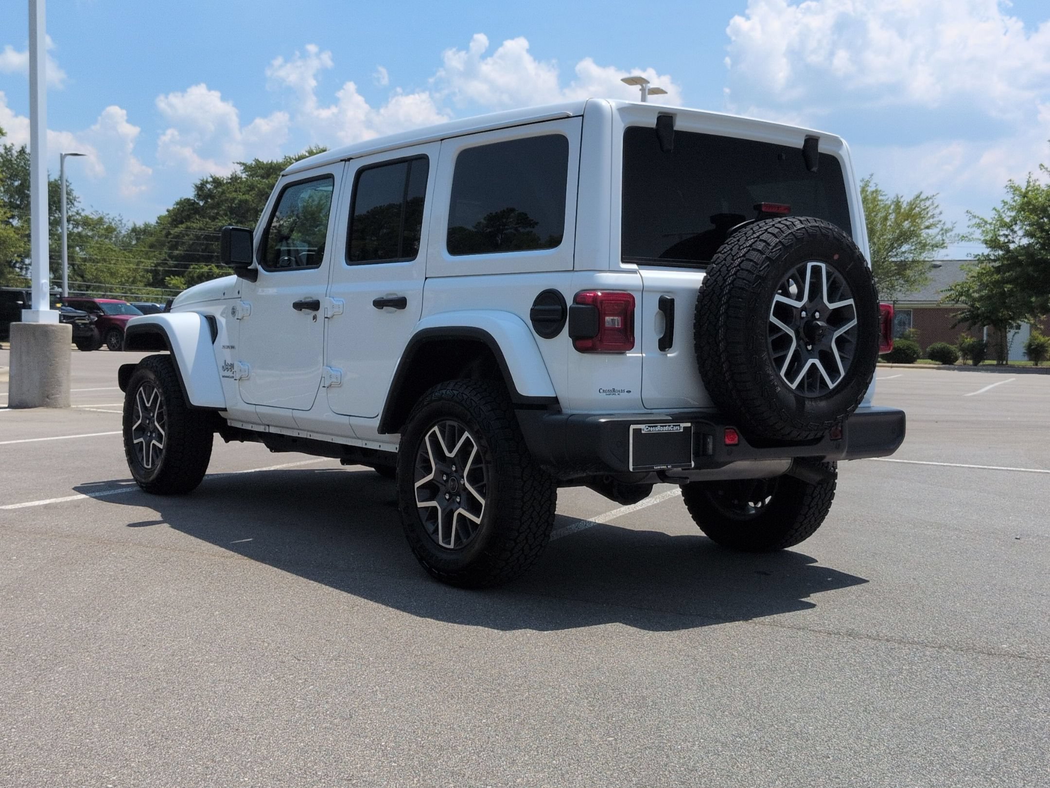 Used 2024 Jeep Wrangler Unlimited Sahara w/ Technology Group AWD/4WD image 6