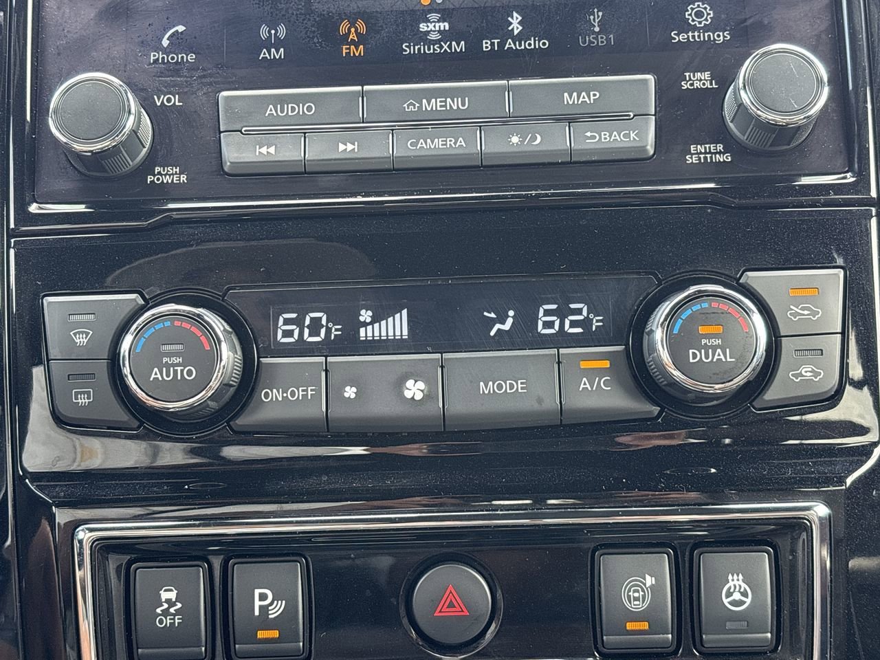 Used 2023 Nissan Titan Platinum Reserve w/ Off Road Protection Package image 28