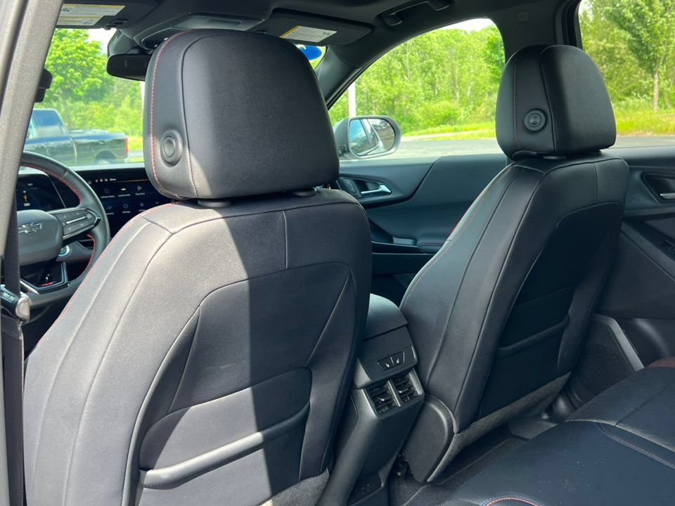 Used 2026 Chevrolet Equinox RS w/ Convenience Package III AWD/4WD image 32