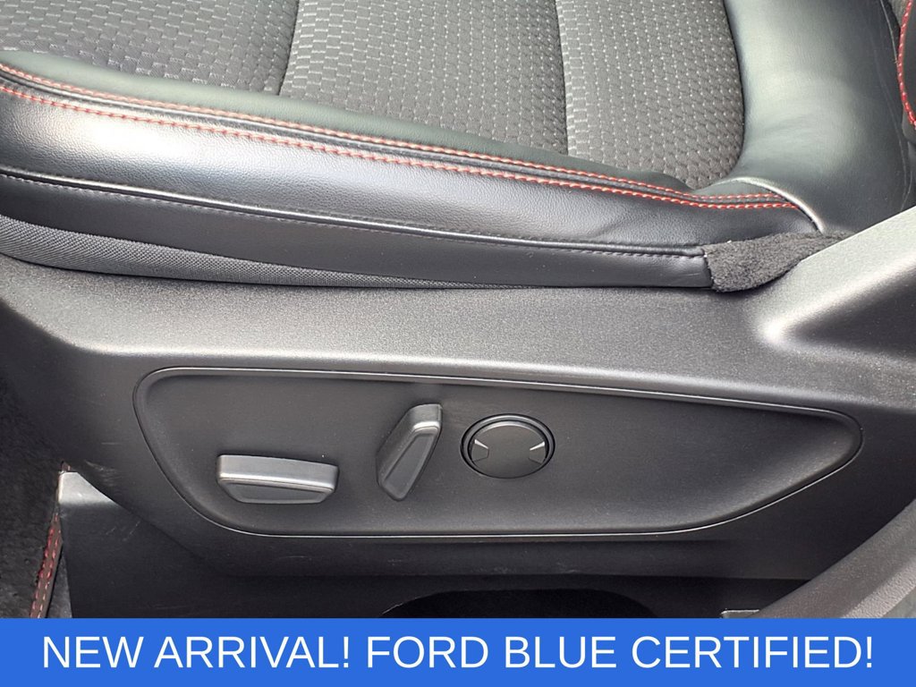 Certified 2023 Ford Escape ST-Line w/ Tech Pack #1 AWD/4WD image 4