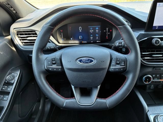 Certified 2025 Ford Escape ST-Line w/ Cold Weather Package AWD/4WD image 19
