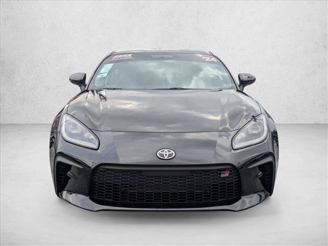 Used 2024 Toyota GR86 Premium RWD image 2