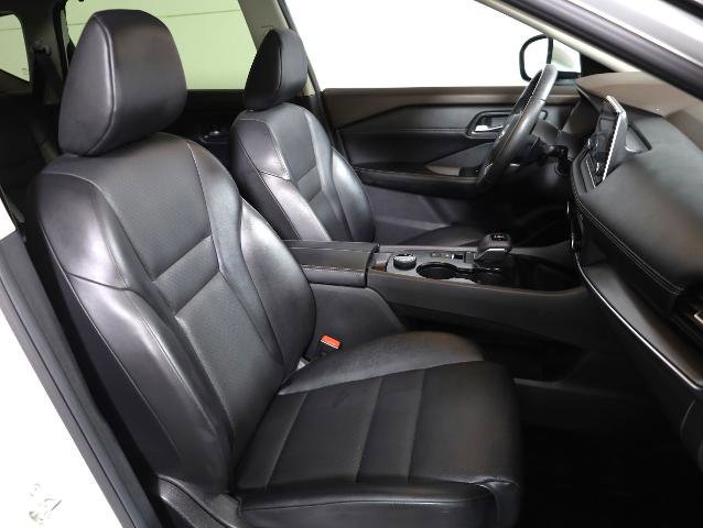 Used 2023 Nissan Rogue SV w/ SV Premium B Package image 9