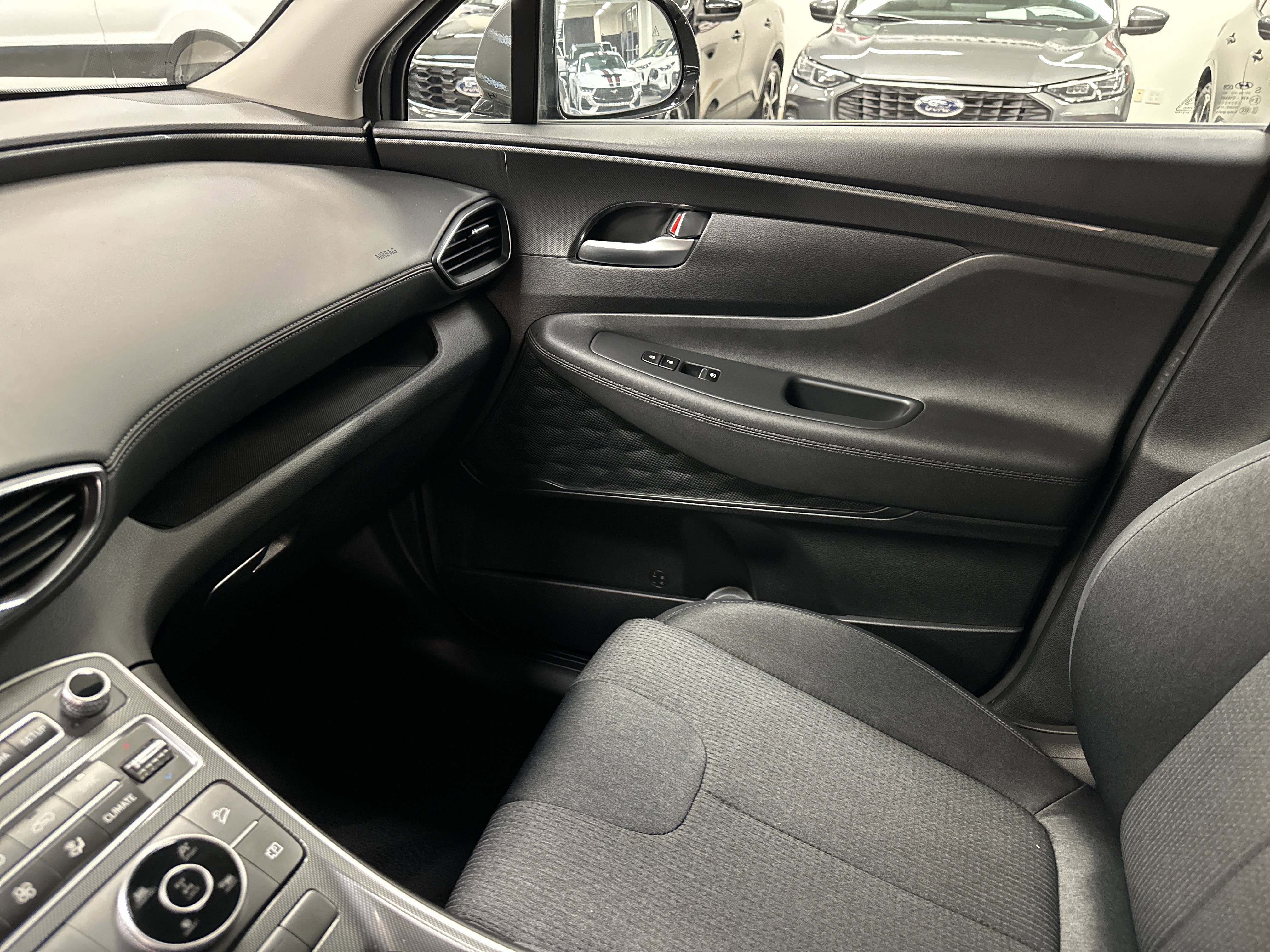 Used 2023 Hyundai Santa Fe SEL image 24