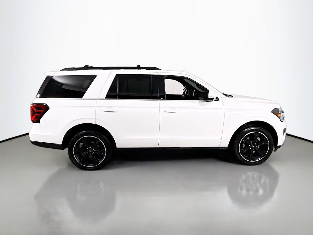 Certified 2022 Ford Expedition Limited image 8