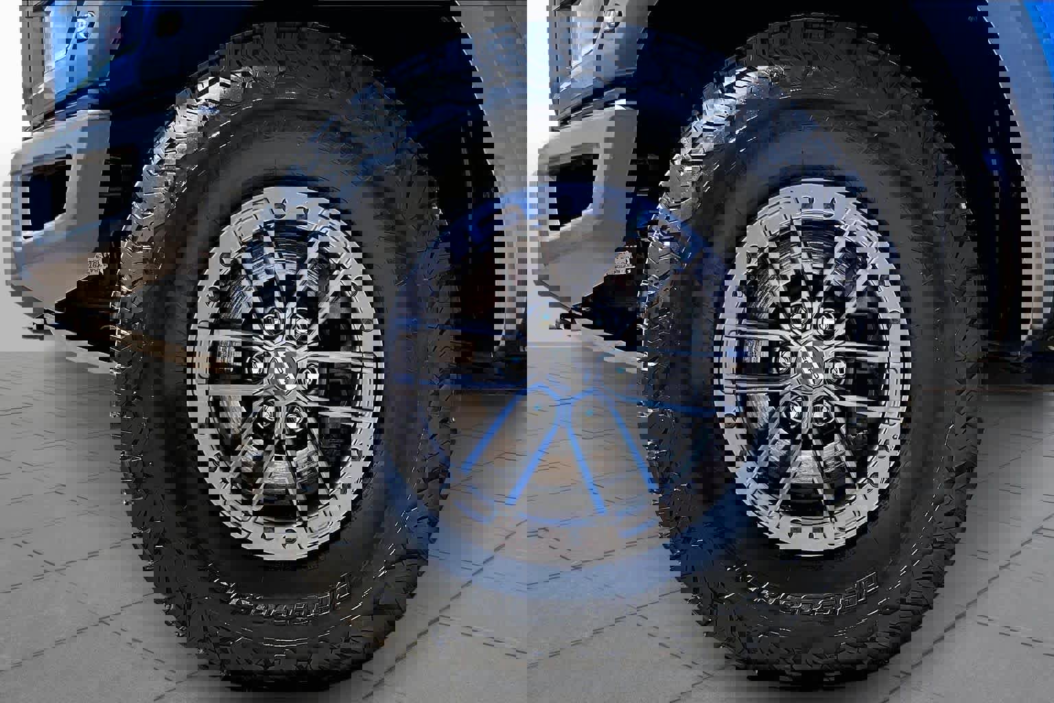 Certified 2019 Ford F150 Raptor w/ Equipment Group 802A Luxury image 15