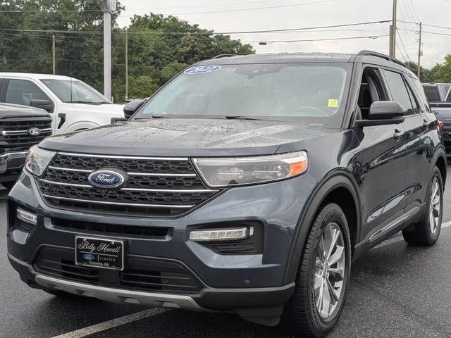 Certified 2022 Ford Explorer XLT w/ Equipment Group 202A RWD image 7