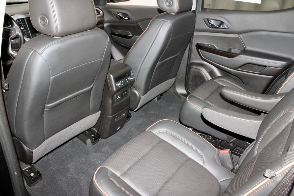 Used 2023 GMC Acadia AT4 w/ Technology Package AWD/4WD image 22