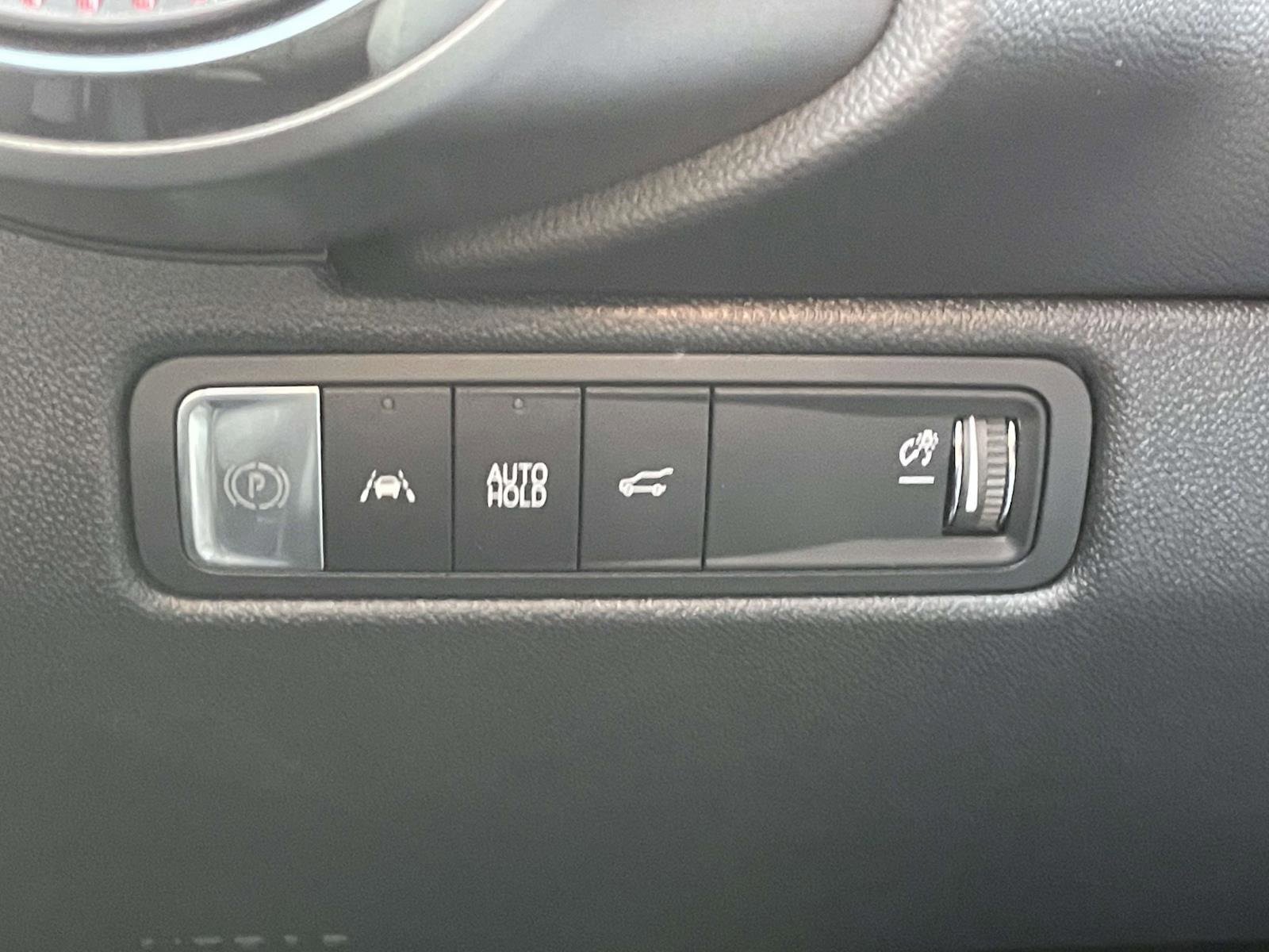 Used 2024 Chevrolet Equinox EV RS image 25