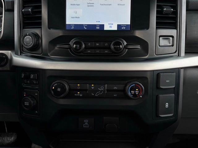 Certified 2022 Ford F150 XLT w/ Trailer Tow Package image 38