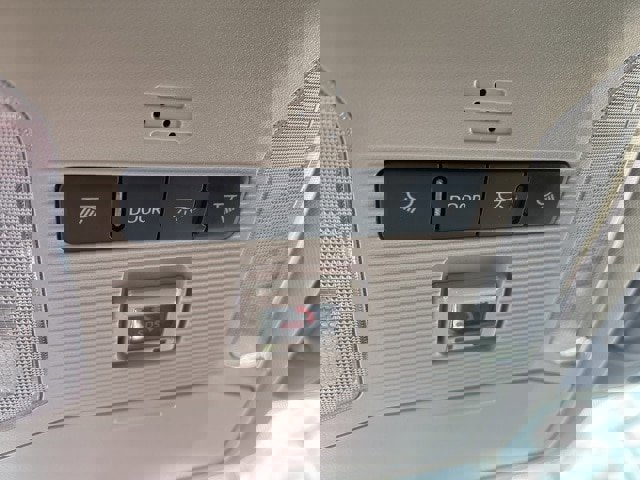 Used 2024 Toyota RAV4 Adventure image 21