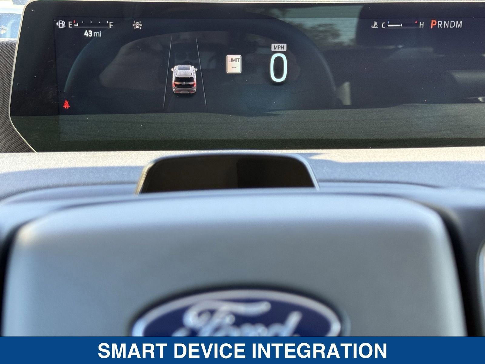 Certified 2025 Ford Expedition Active image 31