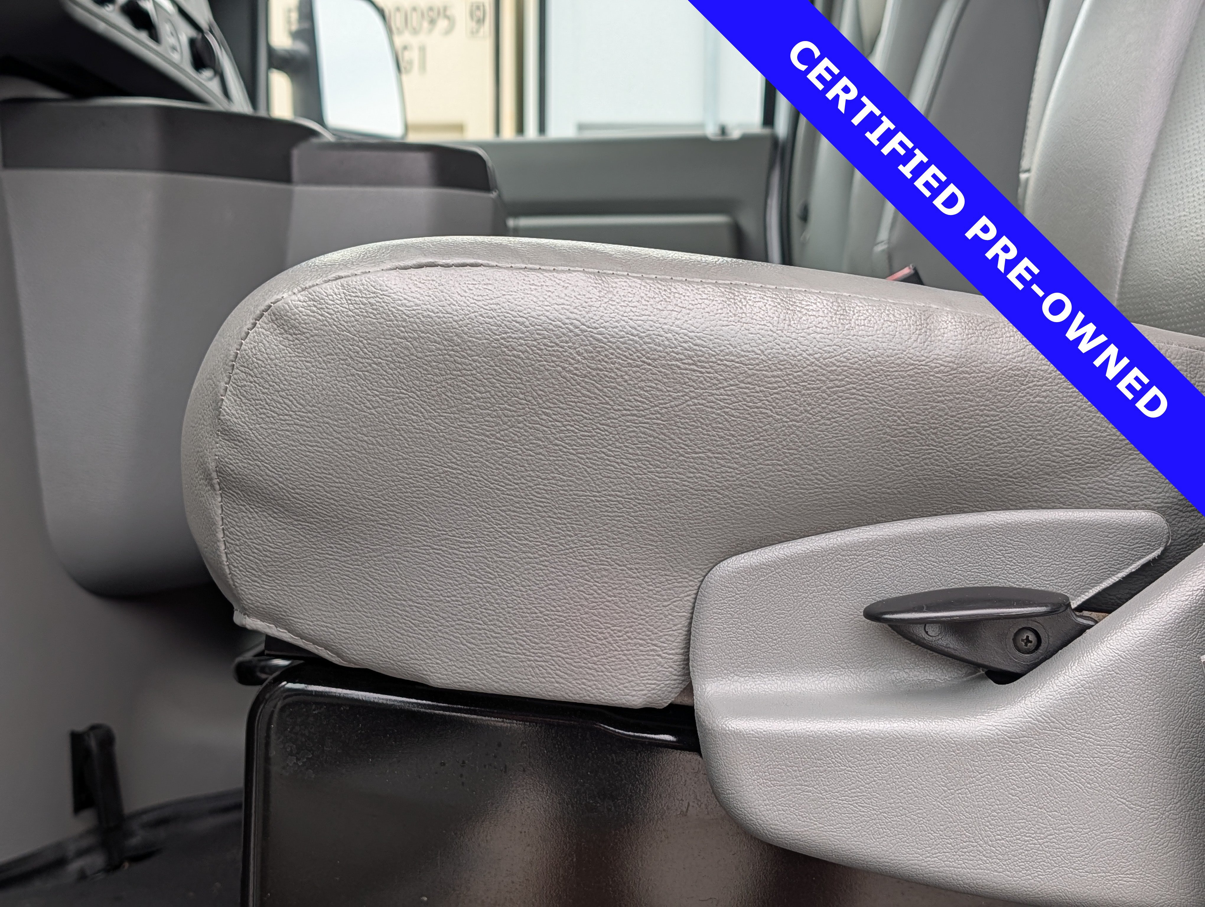 Certified 2024 Ford E-350 and Econoline 350 Super Duty w/ Power Windows & Locks Group RWD image 29