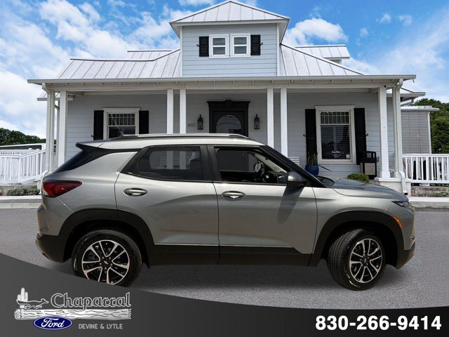 Used 2025 Chevrolet TrailBlazer LT AWD/4WD image 5