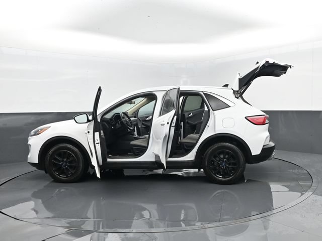 Certified 2020 Ford Escape SE AWD/4WD image 30