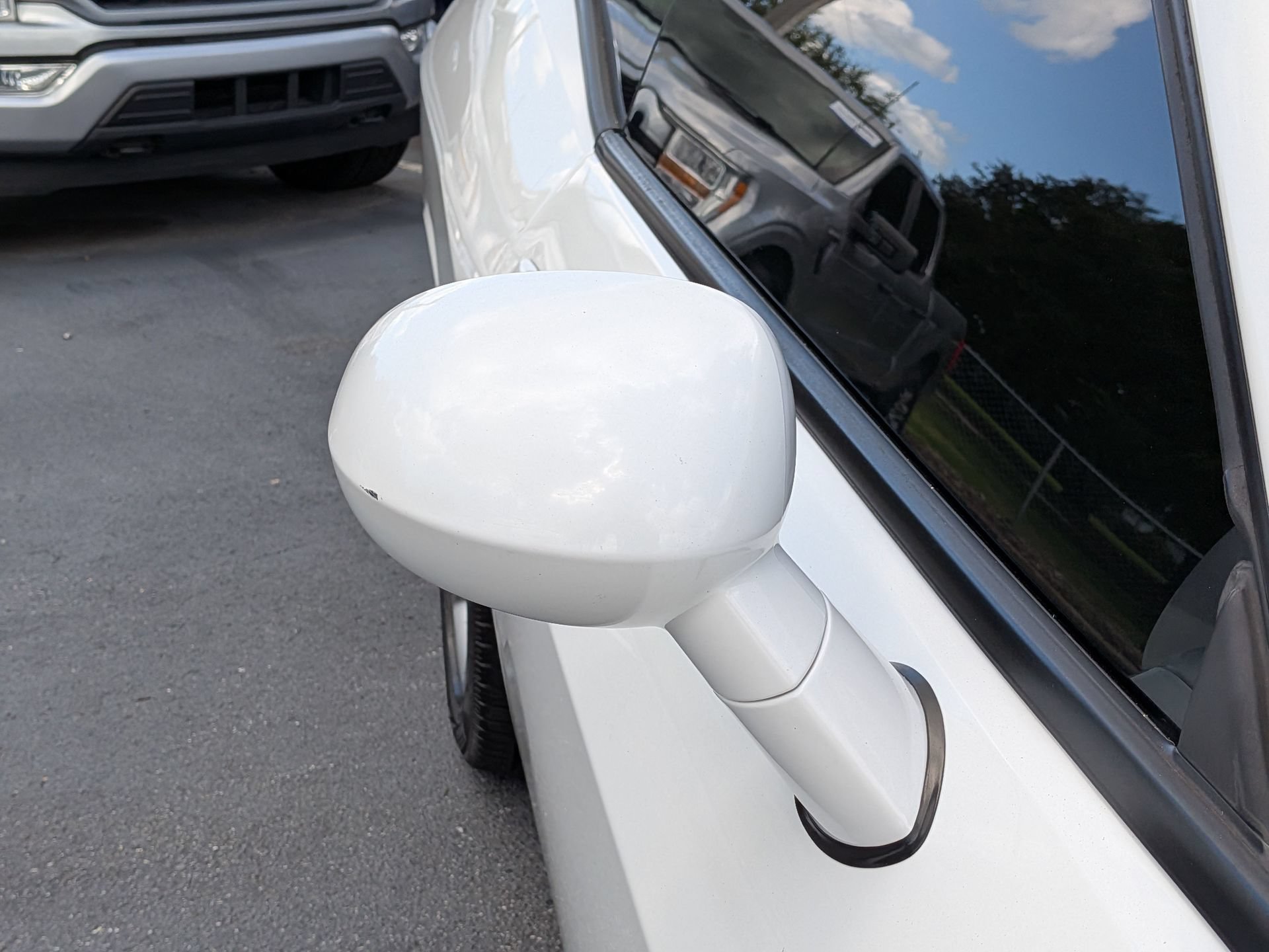 Used 2022 Dodge Challenger SXT RWD image 12
