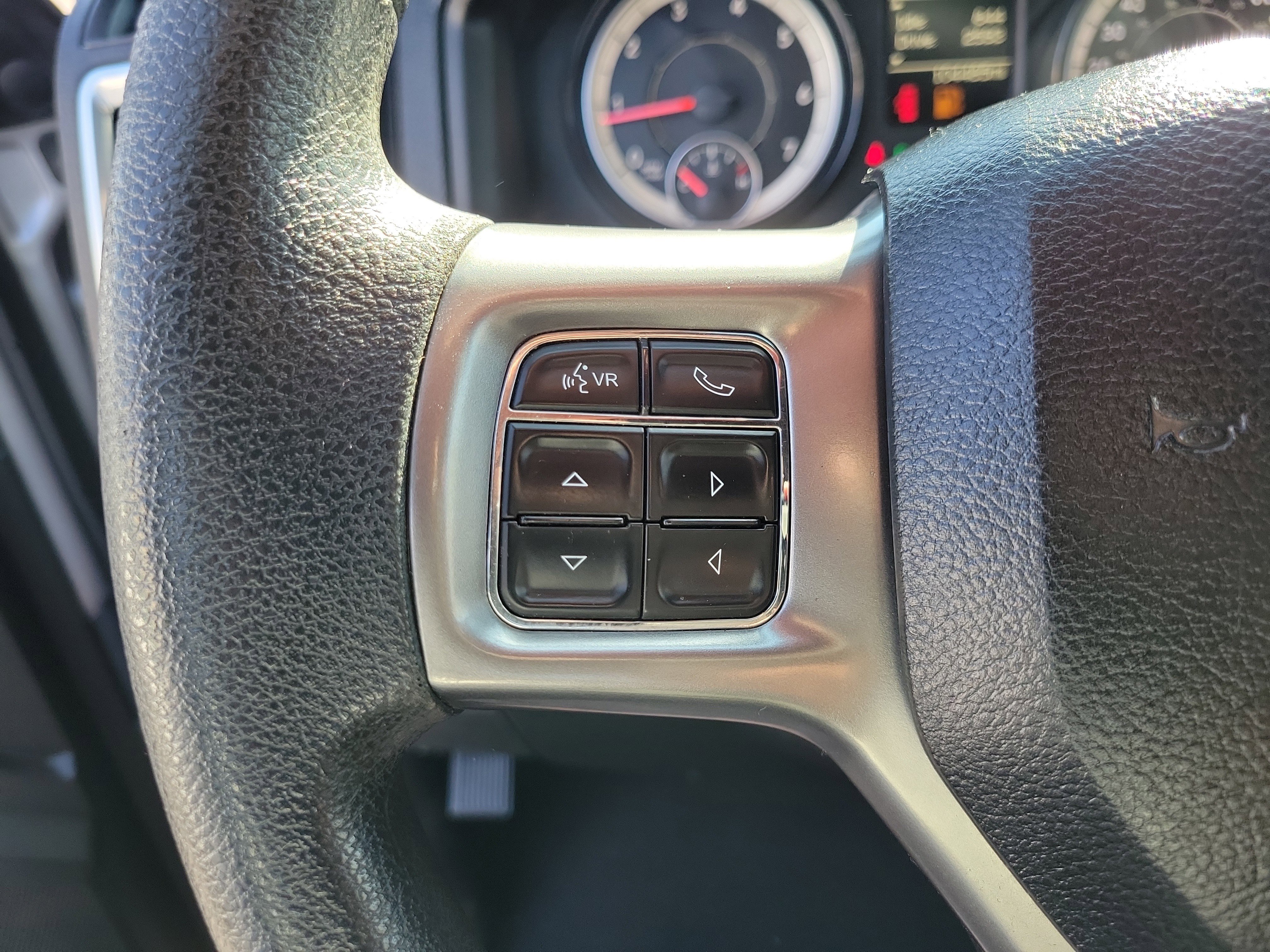 Used 2021 RAM 1500 Classic Warlock RWD image 5