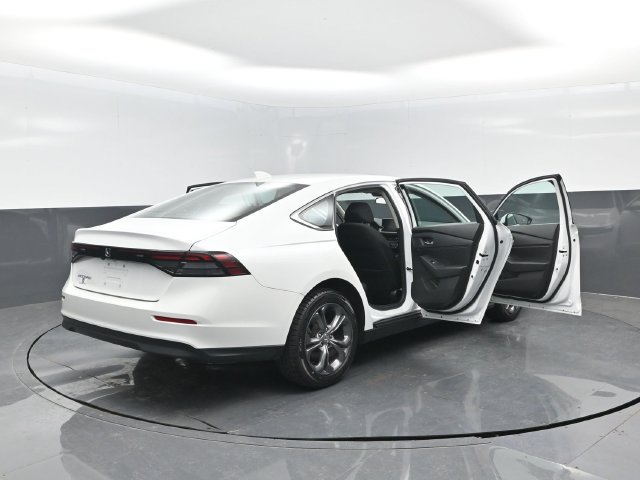 Used 2024 Honda Accord EX image 27
