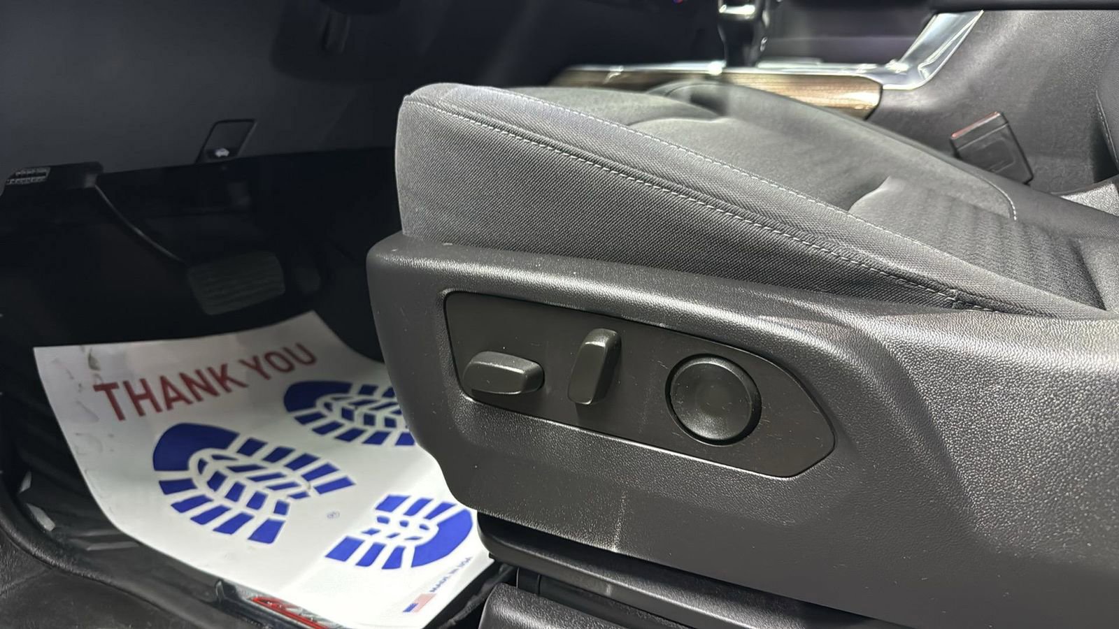 Used 2022 Chevrolet Silverado 1500 LT Trail Boss image 11