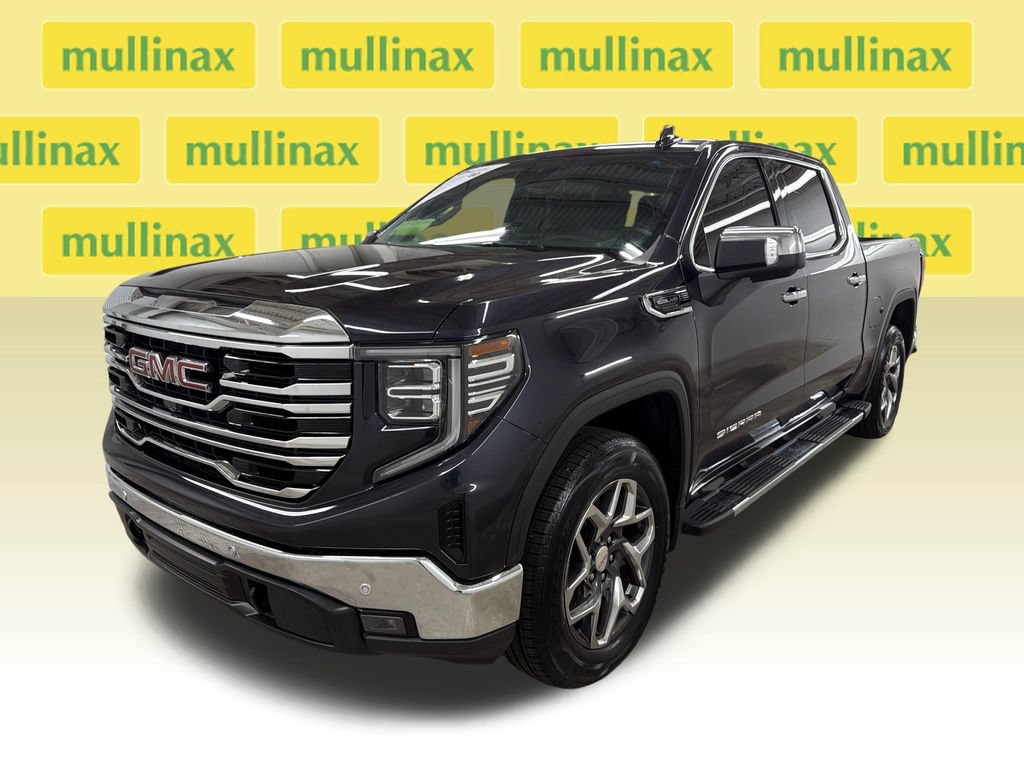 Used 2023 GMC Sierra 1500 SLT w/ SLT Premium Plus Package AWD/4WD image 14