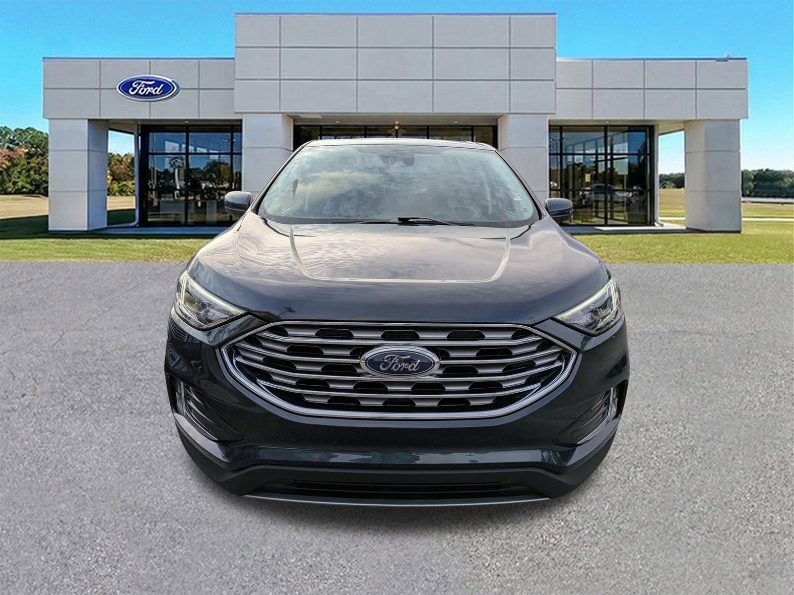 Certified 2022 Ford Edge SEL w/ Convenience Package image 9
