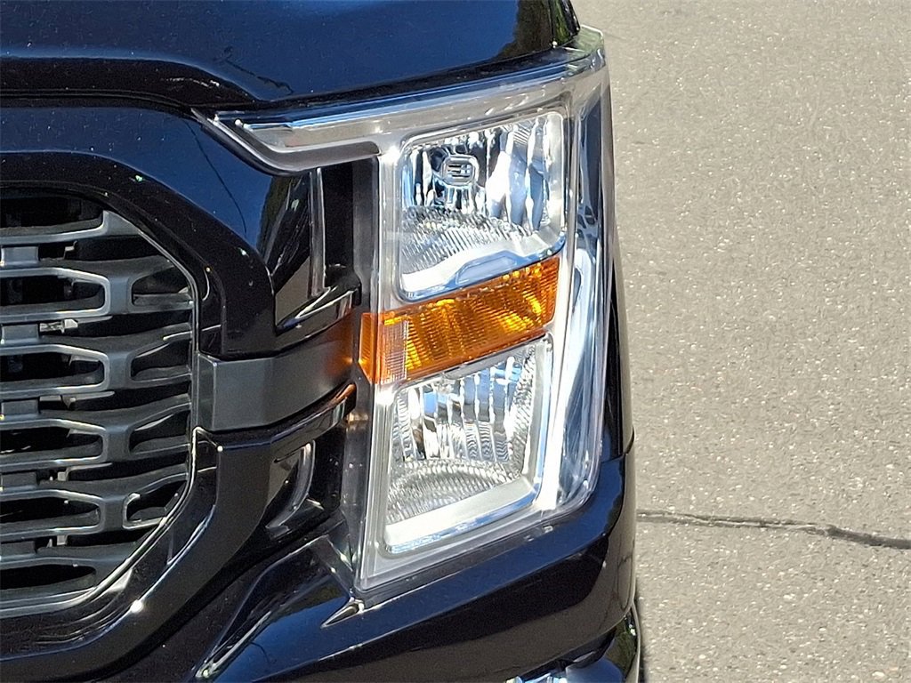 Certified 2022 Ford F150 XL w/ STX Appearance Package image 9