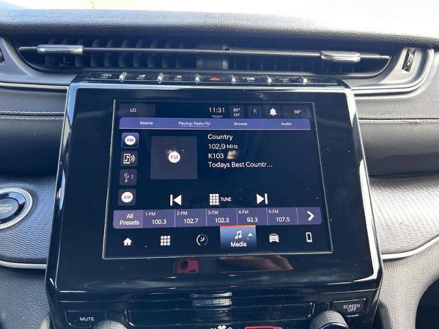 Used 2023 Jeep Grand Cherokee L Laredo image 16