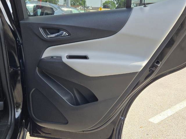 Used 2020 Chevrolet Equinox LT w/ LPO, Floor Liner Package image 13
