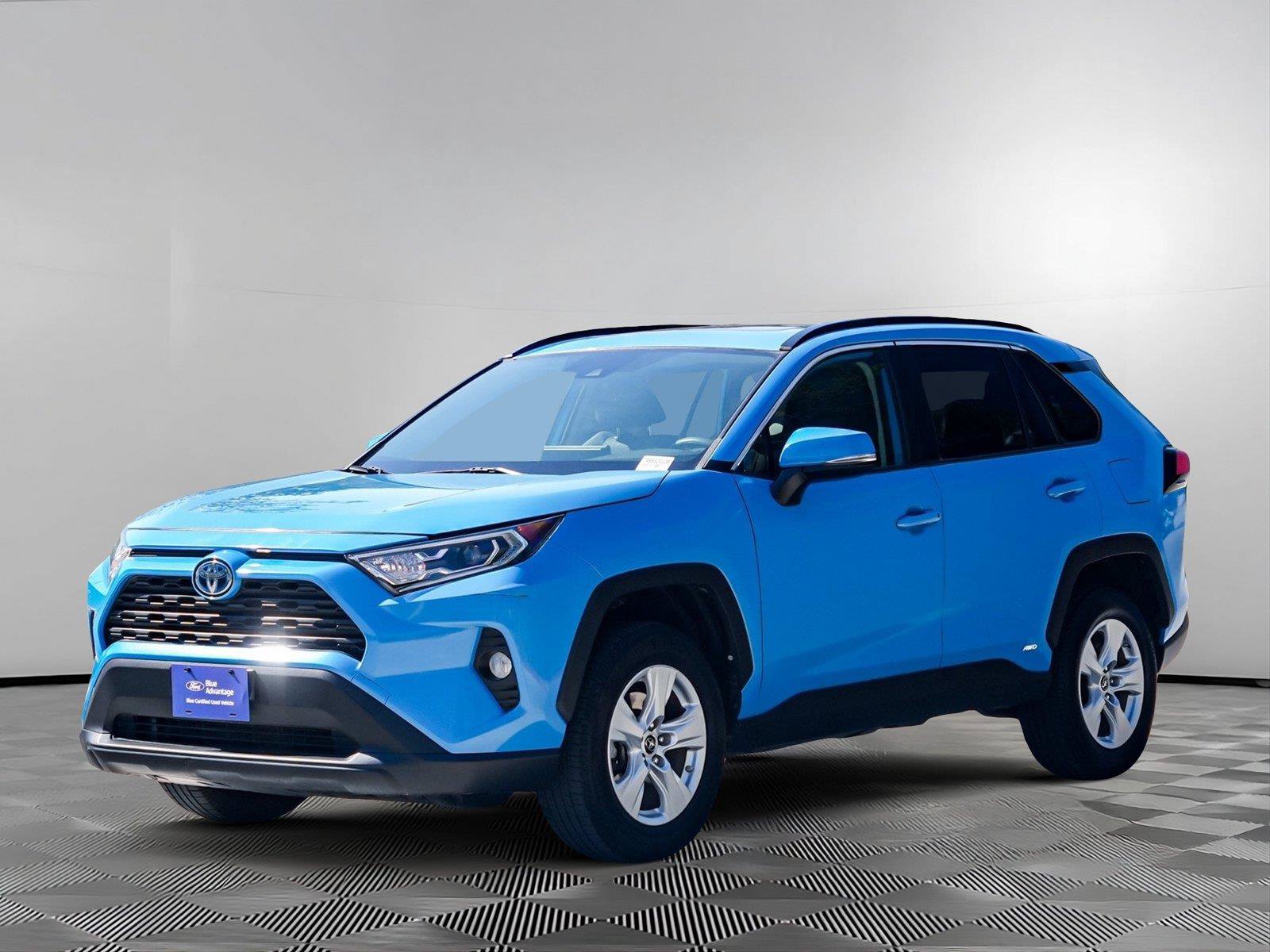 Used 2019 Toyota RAV4 XLE w/ Convenience Package AWD/4WD image 7