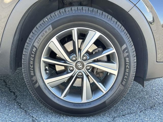 Used 2019 Hyundai Santa Fe SEL AWD/4WD image 7