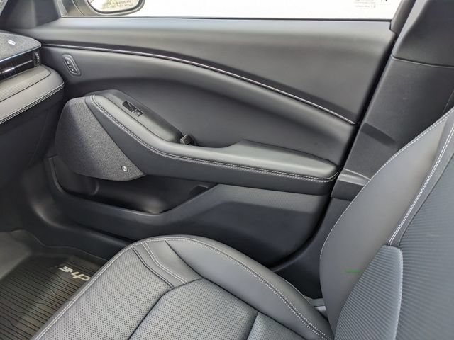 Certified 2025 Ford Mustang Mach-E Premium AWD/4WD image 18