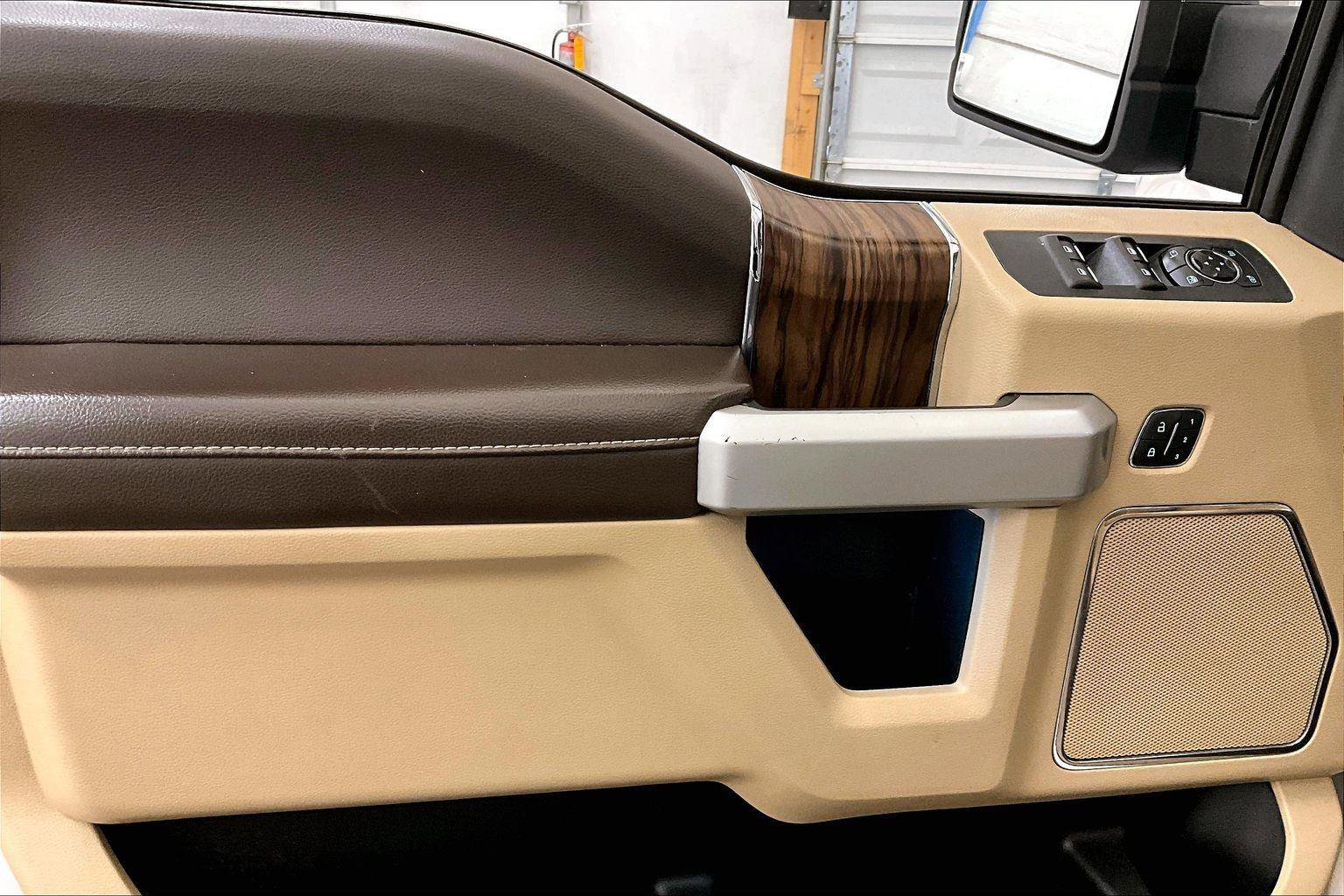 Certified 2019 Ford F150 Lariat w/ Equipment Group 502A Luxury image 22