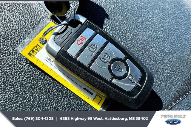 Certified 2023 Ford Expedition Max XLT image 11