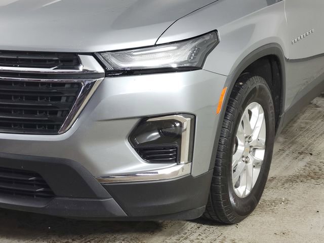 Used 2023 Chevrolet Traverse LS FWD image 9