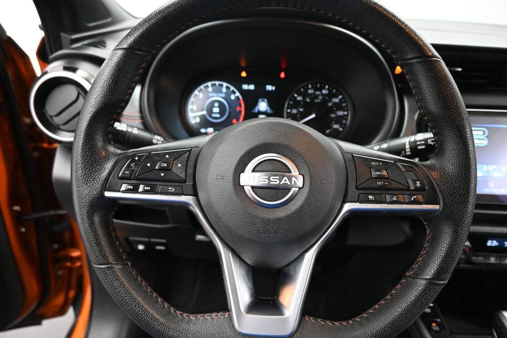 Used 2023 Nissan Kicks SR FWD image 15