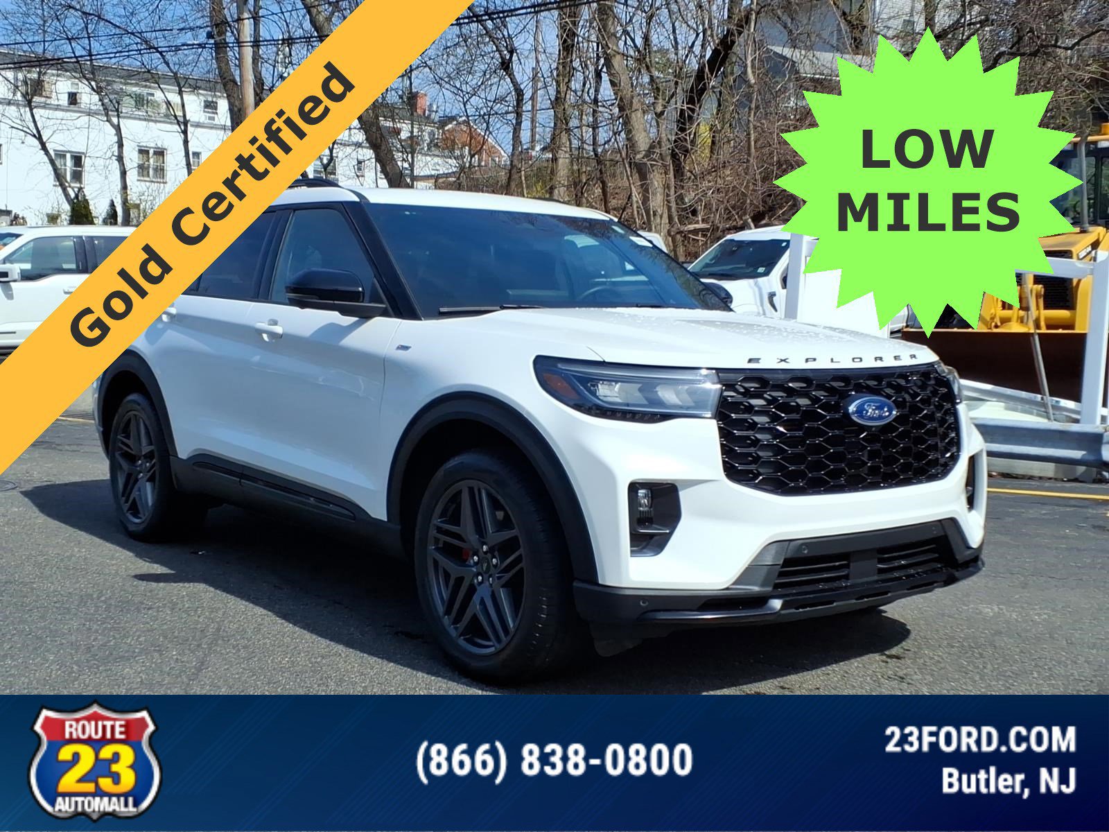 Certified 2025 Ford Explorer ST-Line w/ Premium Package AWD/4WD image 7