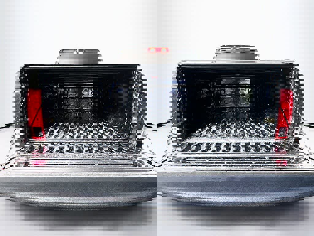 Used 2018 RAM 1500 Express w/ Express Value Package image 23