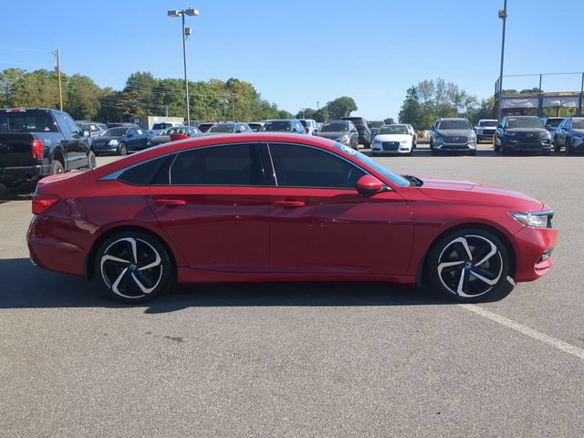 Used 2018 Honda Accord Sport image 2