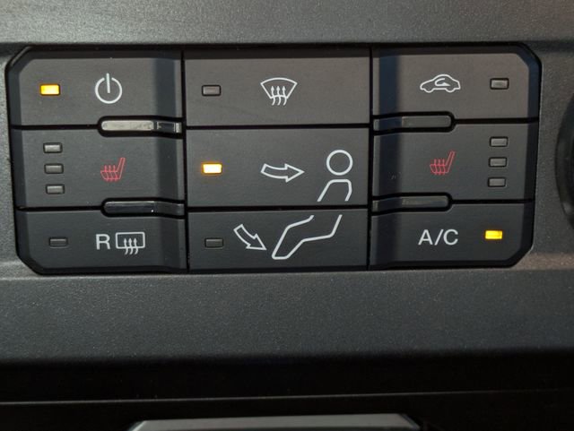 Certified 2022 Ford F350 XLT w/ XLT Premium Package image 23